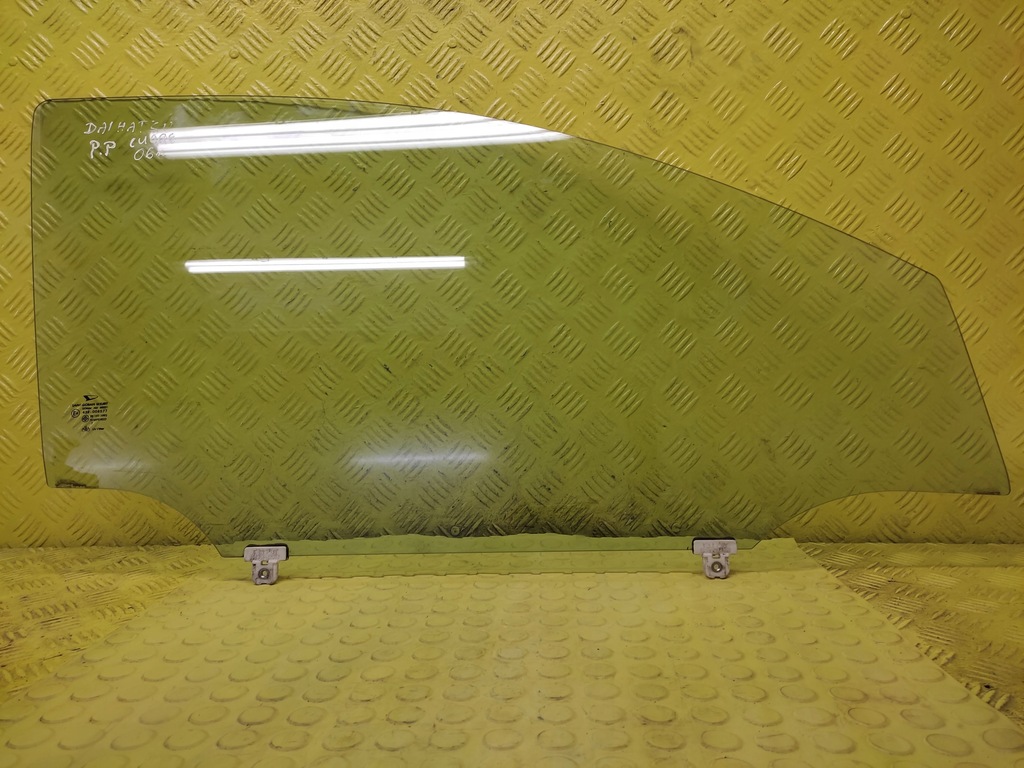 фото №1, Daihatsu cuore vii стекло дверь правый перед