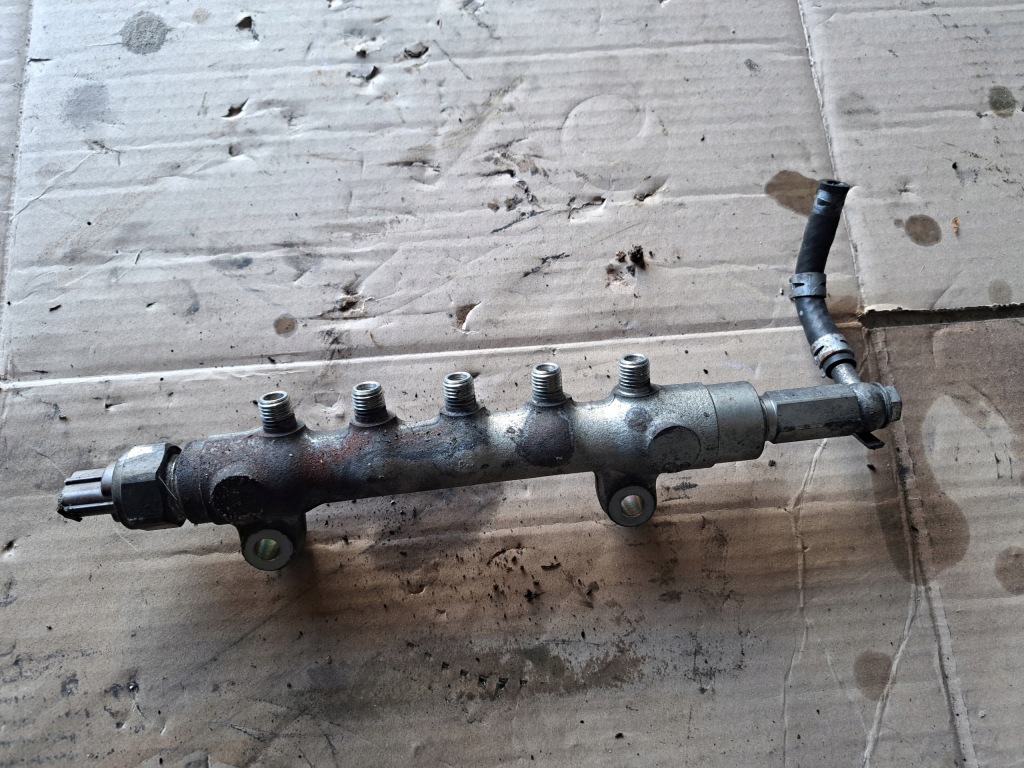 фото №1, Молдинг впрыскная subarau legacy iv outback forester 2.0 d ee20z