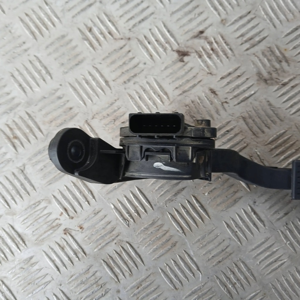 фото №7, Hyundai i20 ii педаль потенциометр газа 2019r