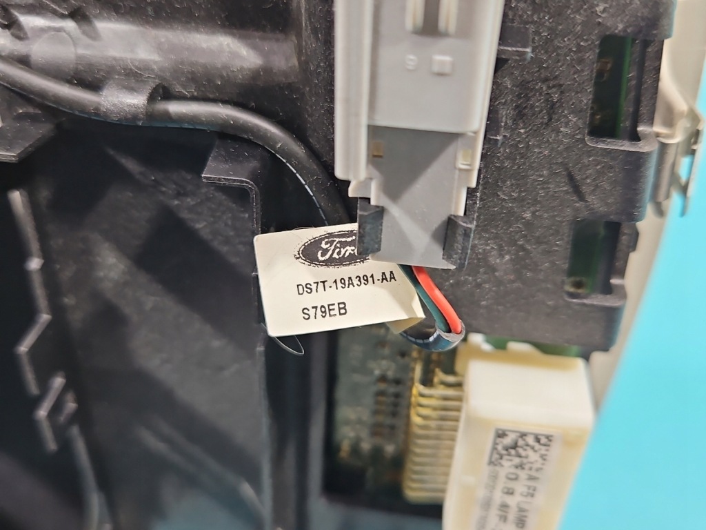 фото №6, Лампа кабины лампа ford mondeo mk5 ds73-f519a58-ca, ds7t-19a391-aa