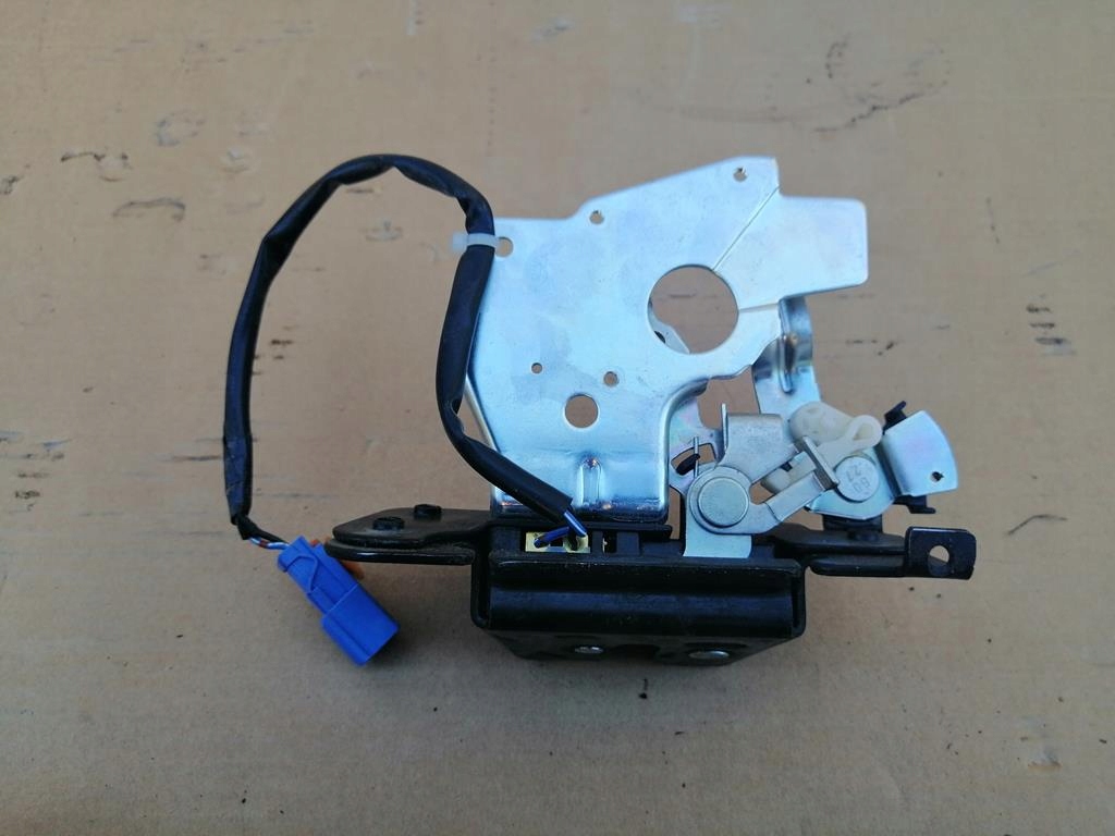 фото №4, Замок задний крышки honda hr-v