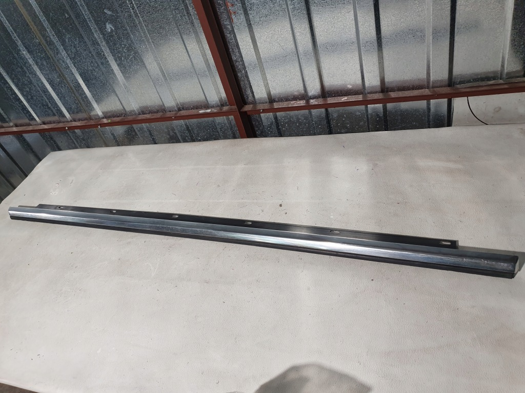 фото №1, Молдинг прокладка дверь левая задняя audi a8 d3 4e0