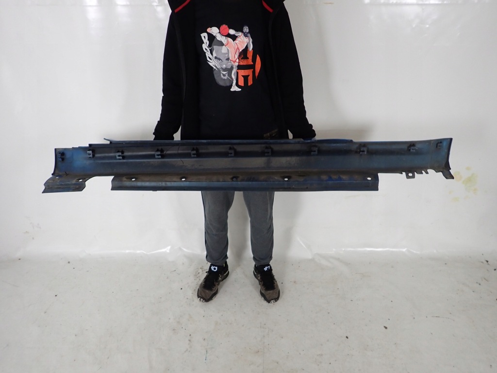 Mini cooper 2 r56 06- порог правая  молдинг порог правый с Разборки