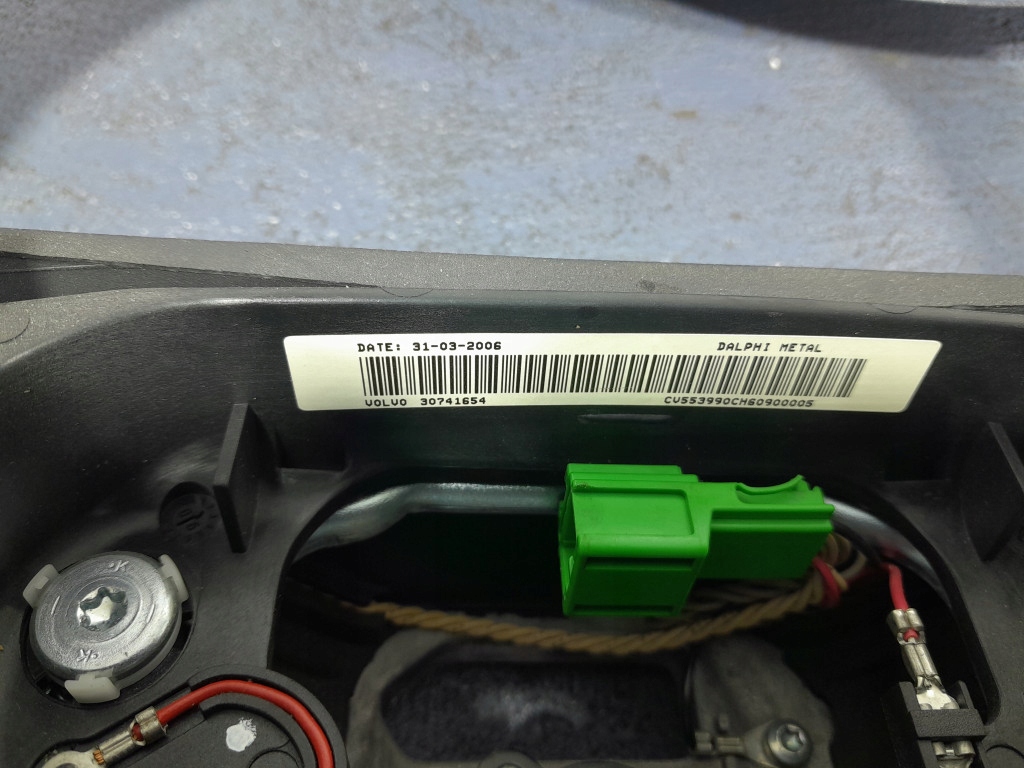 фото №8, Volvo v50 s40 ii воздуховод кожаный многофункциональный 30741654