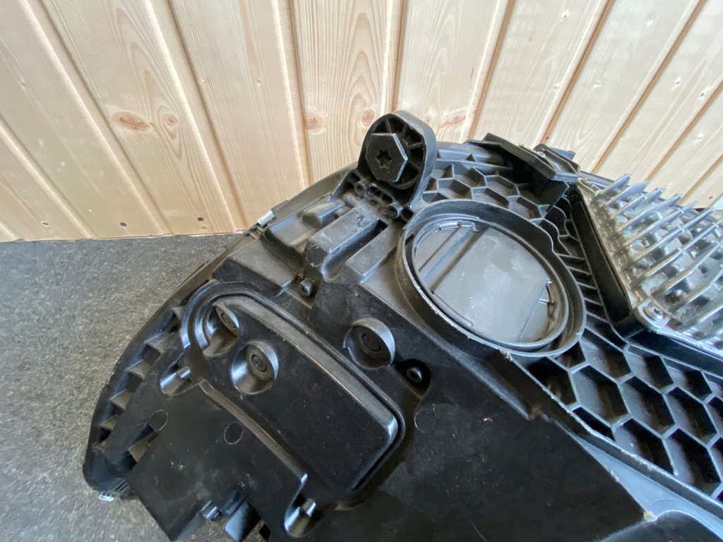 фото №8, Mercedes w206 лампа правая digital c klasa