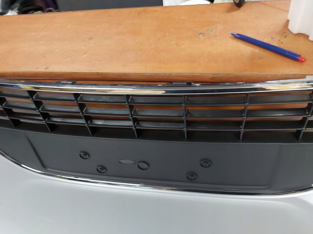 фото №3, Решётка радиатора w бампере перед ford focus