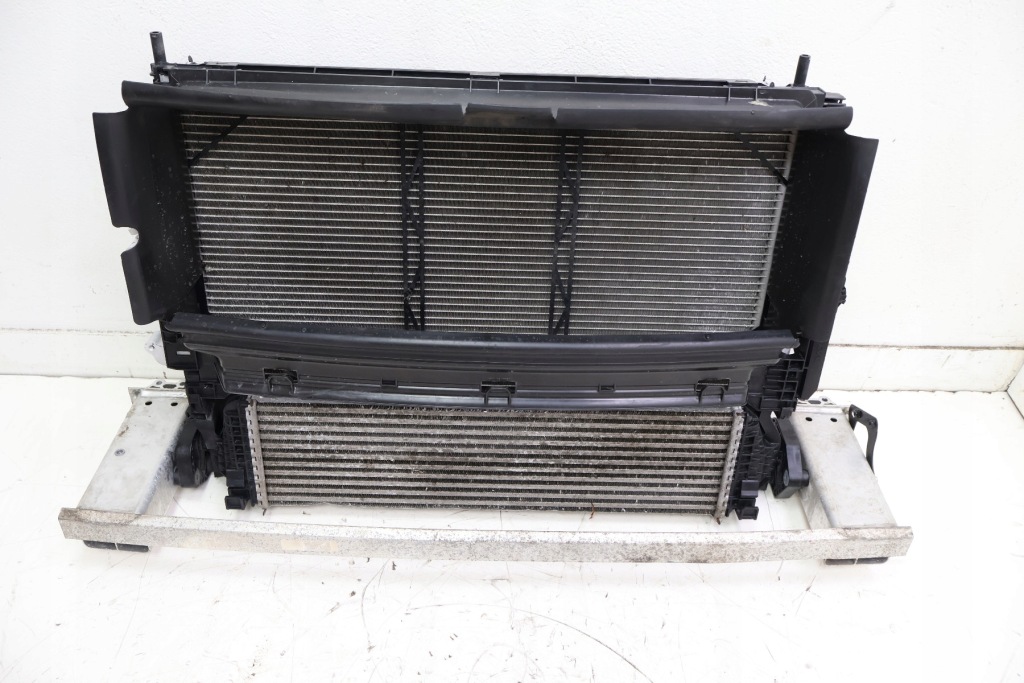 Volvo xc90 2 2.0 t8 ремень передний радиатор 32224828, 32249968, 32339857 в Украине