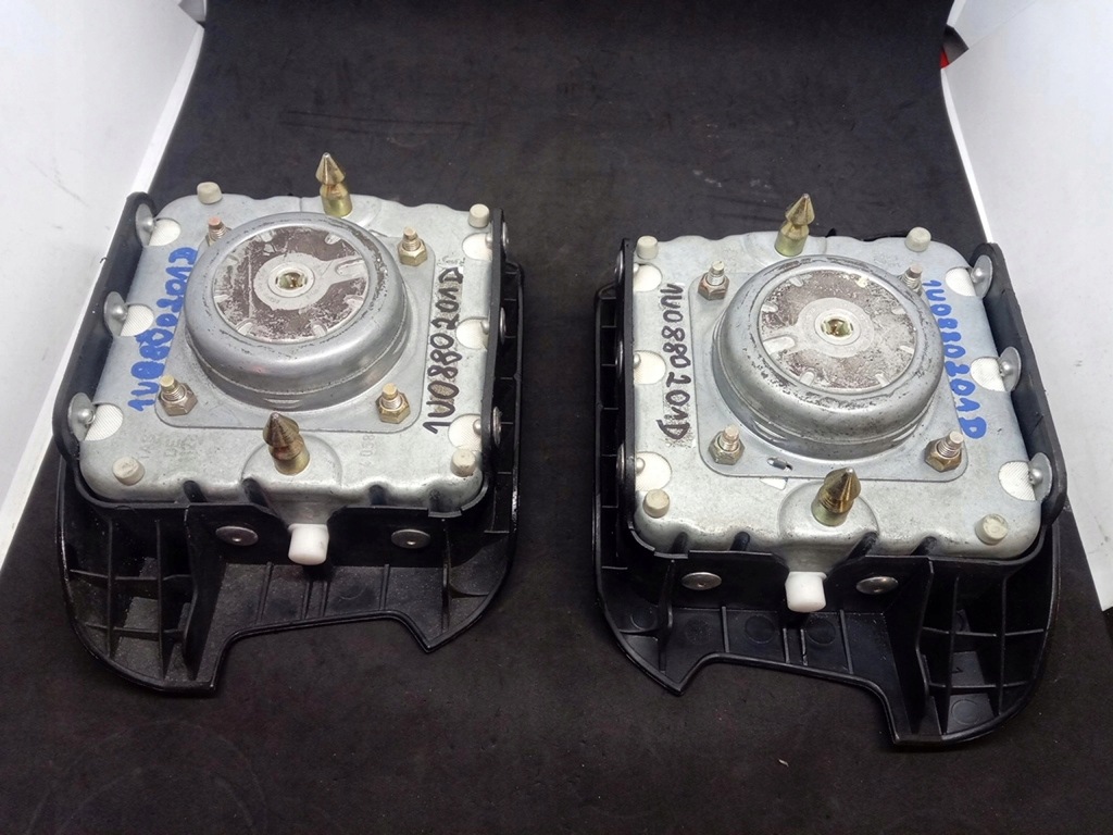 фото №12, Подушка подушка безопасности водителя skoda superb 1u0880201d