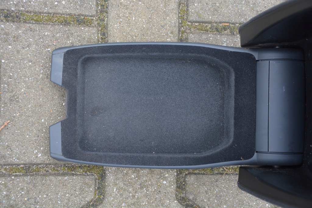 фото №7, Подлокотник тканевый раздвижной audi a6 c7 2013r