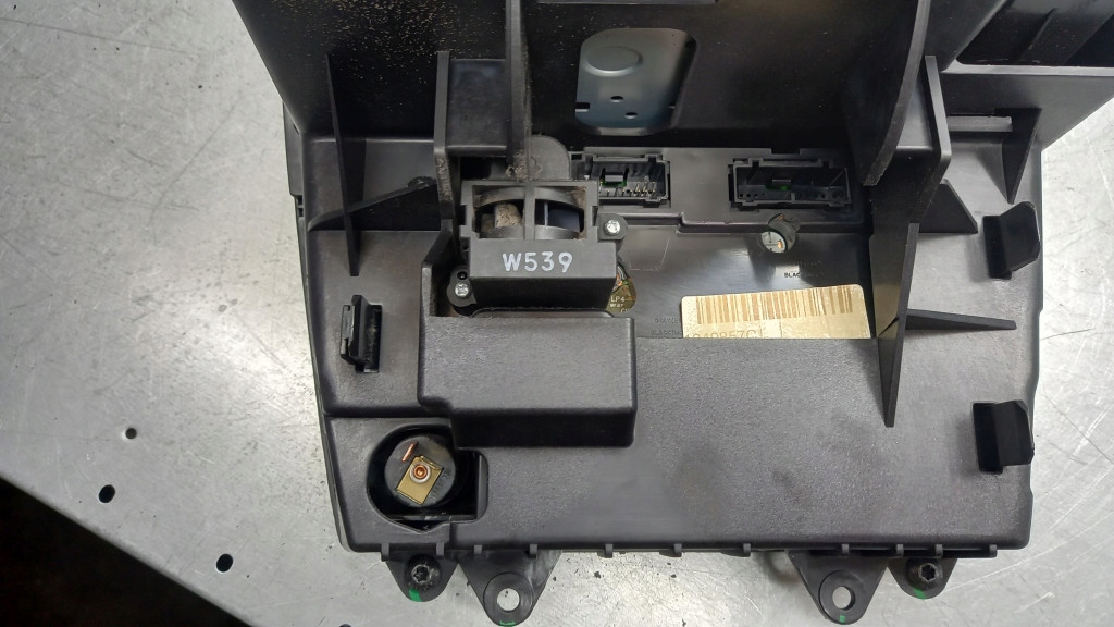 фото №7, Радио volvo v70 ii lift 05r hu-650 30722446