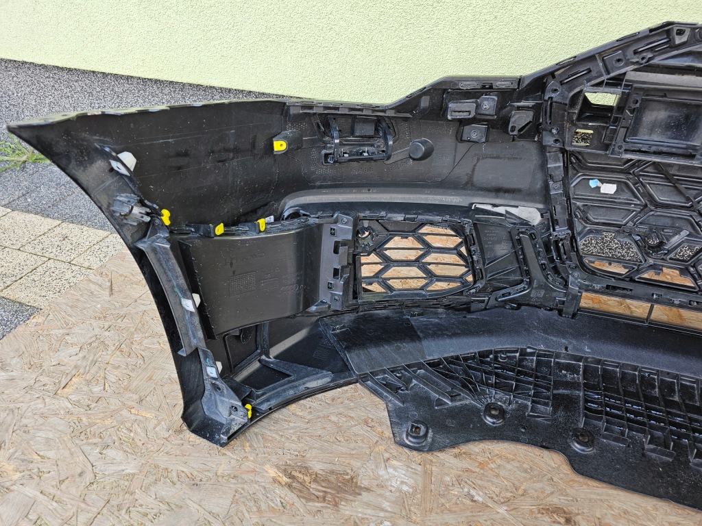 Бампер audi a6 c8 рестайлінг  s-line 4k08070l437g перед гарний оригінал Доставка