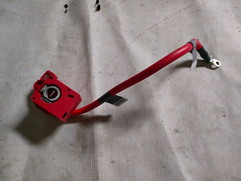 фото №1, Bmw e82 клема плюсова 9217017