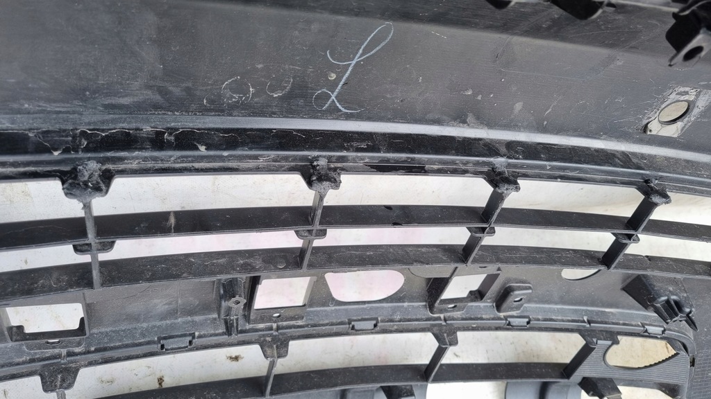 фото №16, Бампер suzuki ignis iii lift 20- перед pdc решітка радіатора