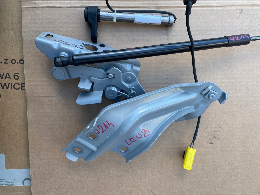 фото №6, Mercedes w214 петля капот правий a2148801400 лівий a2148801300 + патрон