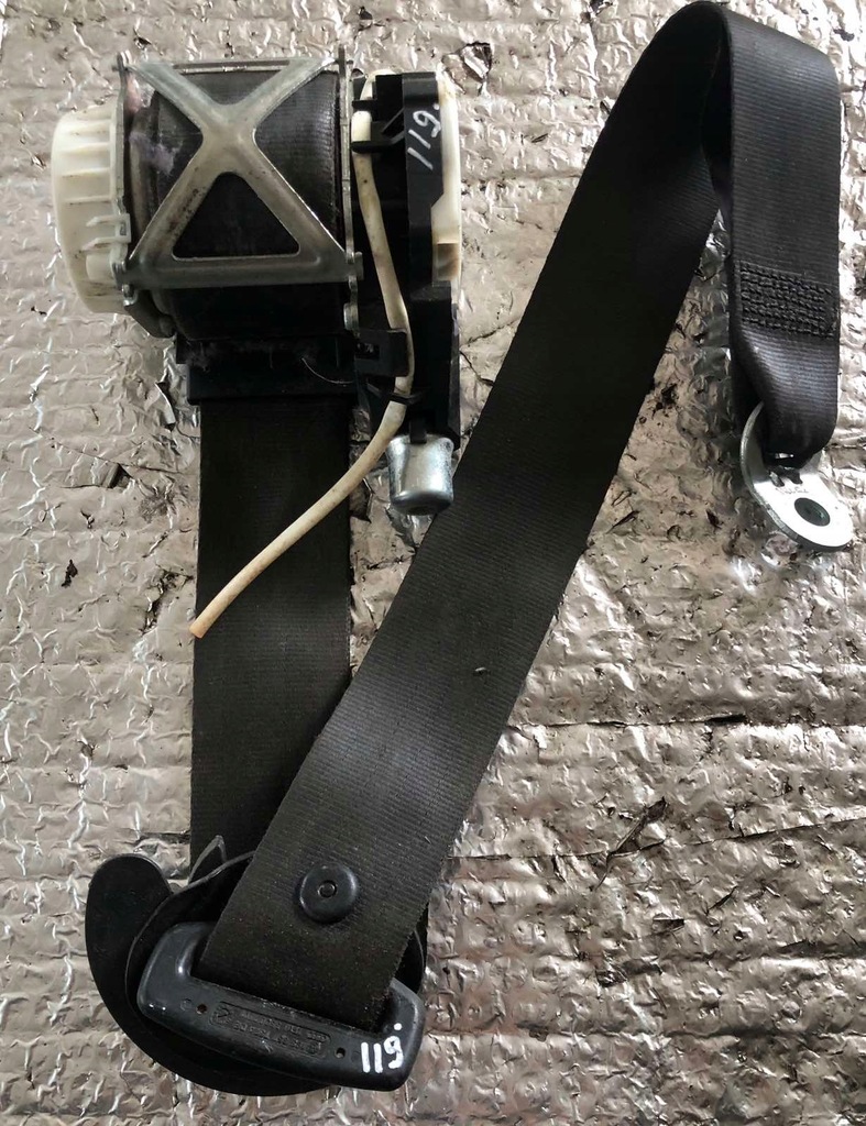 фото №1, Ремені безпеки vw passat 3c1857705n