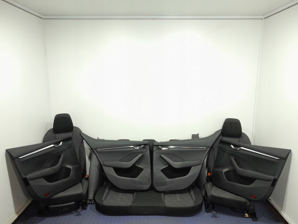 фото №1, Skoda octavia iv hb 5d сидіння заднє сидіння салон комплект eu