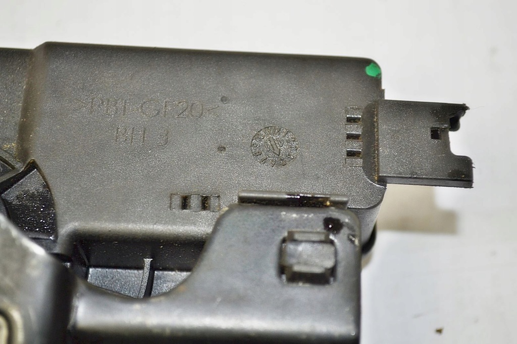 фото №7, Bmw 1 3 e46 e60 e90 e92 замок задній кришки 7840617