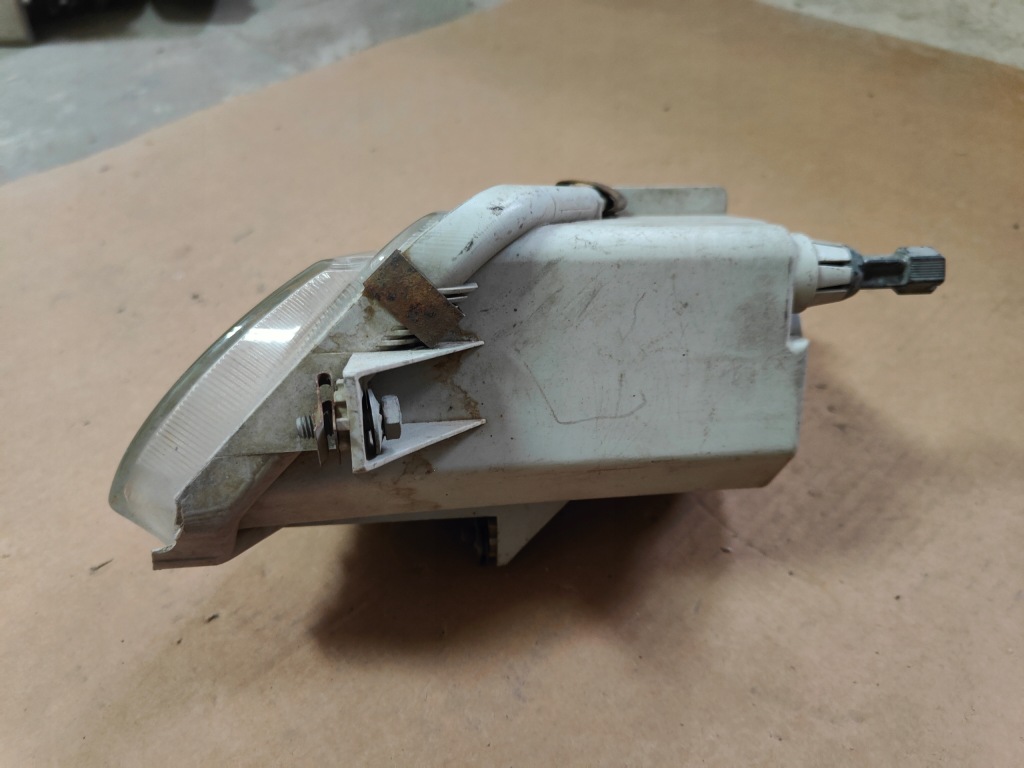 Iveco daily 3rd gen ліхтар протитуманні передні 1305623063 Недорого