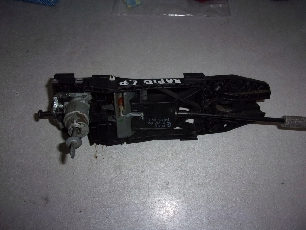 фото №2, Ручка двері skoda rapid лівий перед