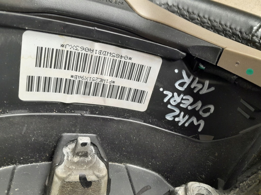 фото №11, Jeep grand cherokee iv wk2 2013-16r overland воздуховод кожа мультифункция