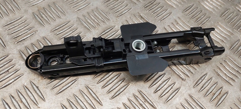 фото №5, Audi a4 s4 b8 8k 2014 правая сторона моторчик регулировки ремней безопасности