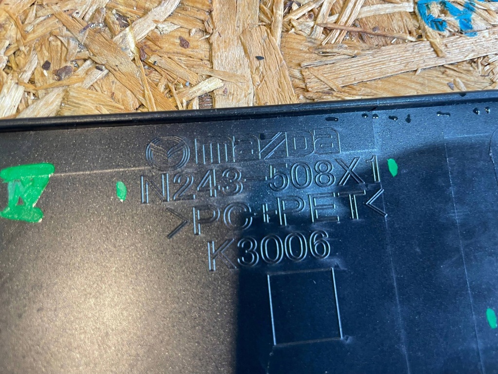 фото №11, Mazda mx5 mx-5 iv 4 nd 15- молдинг защита стойка стекло перед передней góra