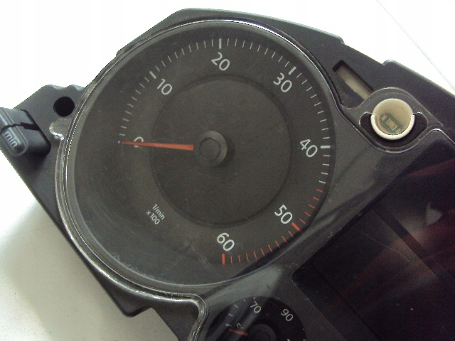 фото №4, Счетчик приборы vw passat b6 дизель