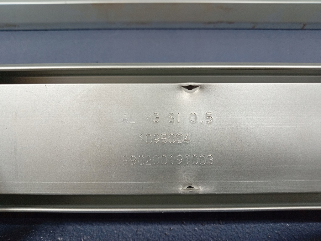 фото №4, Audi q7 i 4l накладки рейки багажника комплект