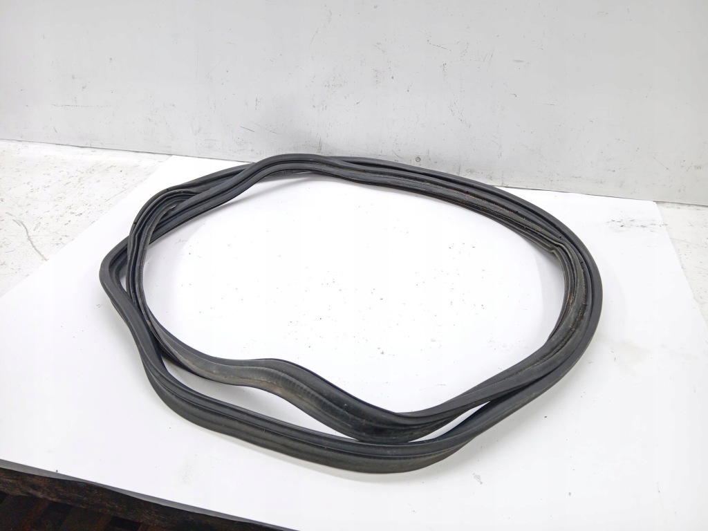 Купити Прокладка кришки багажника peugeot 4007.