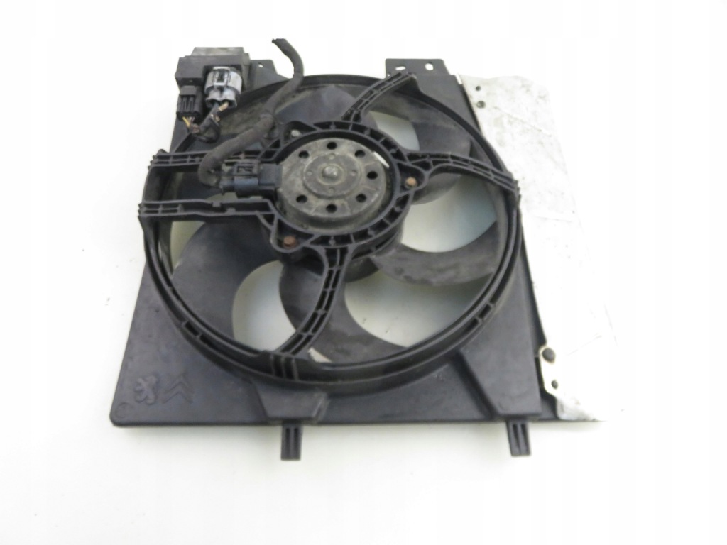 Вентилятор радиатора peugeot 207 1.6 16v Недорого
