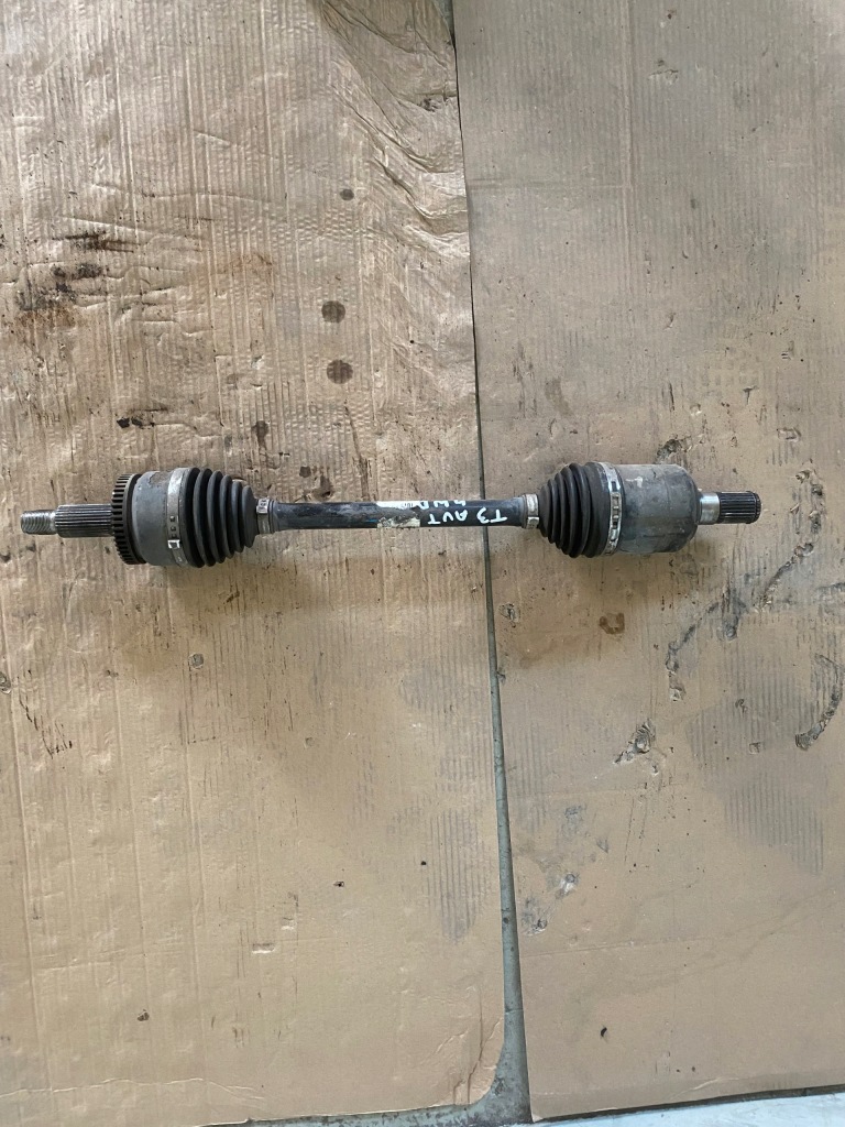 фото №1, Hyundai tucson ii iii 2017 приводной вал передняя левая 2.0 crdi 4x4 автоматическая коробка передач