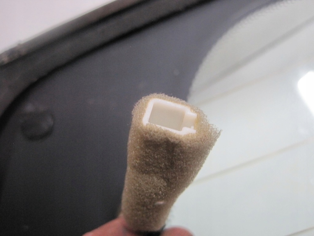 фото №8, Стекло боковая левая задняя mitsubishi grandis 06r