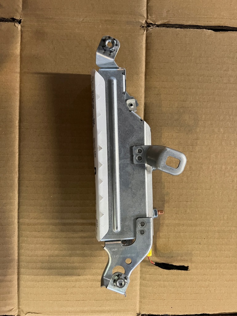 фото №1, Mercedes gla 156 подушка лівий задня 1768601002