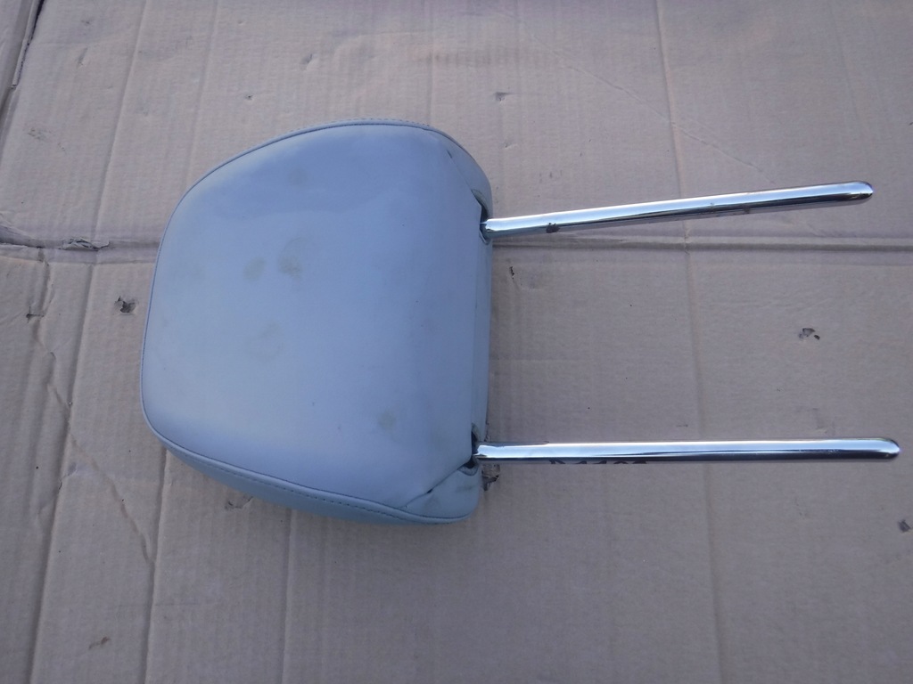 фото №1, Підголівник перед audi a3 8v 3двері лівий