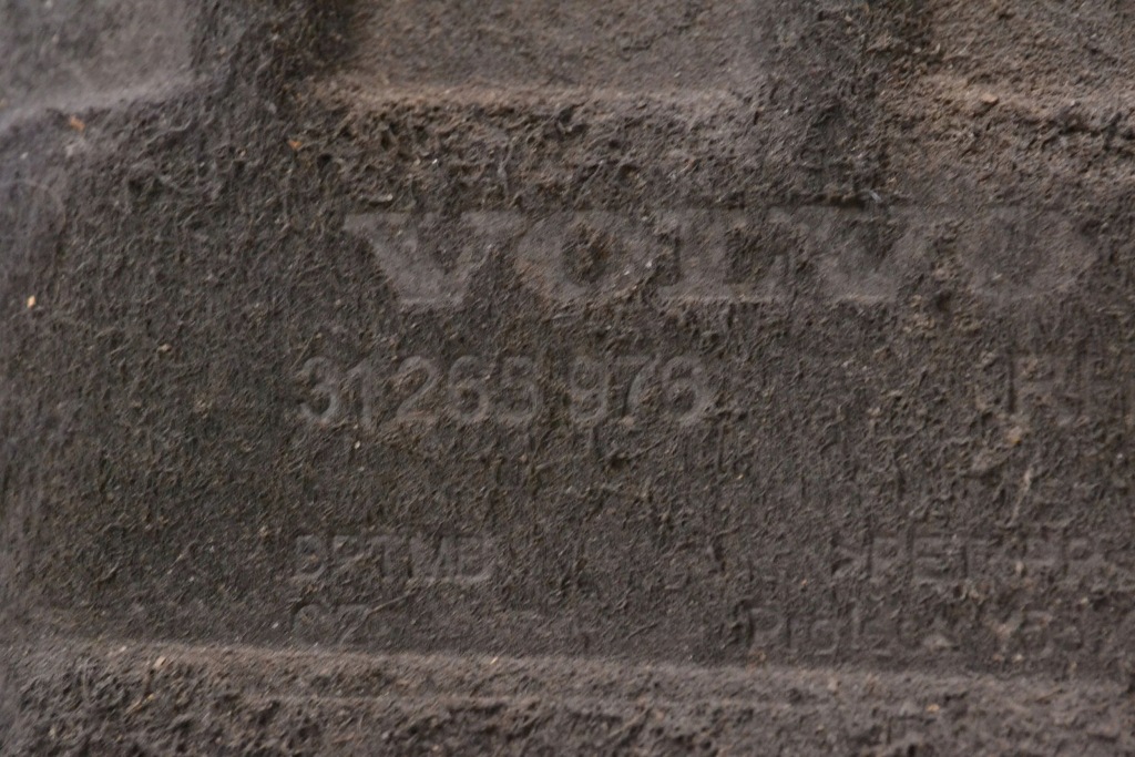 фото №5, Volvo v40 2013 права сторона підкрилок задні