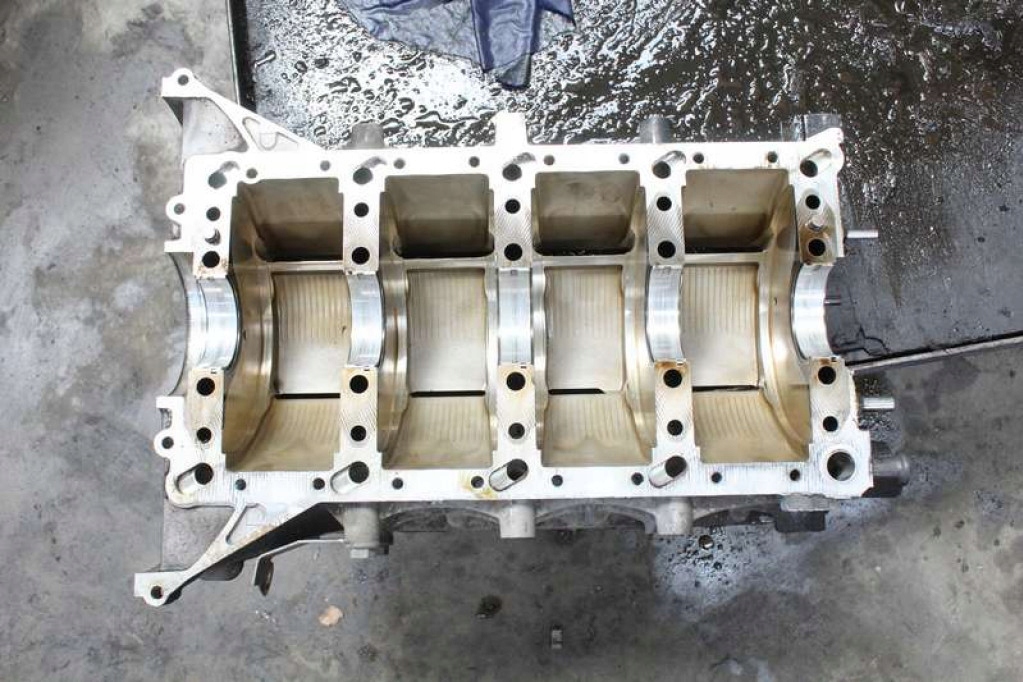 фото №16, Блок dół двигуна wał 9481011117r porsche cayenne 1 i 4.5 v8 turbo 450 km