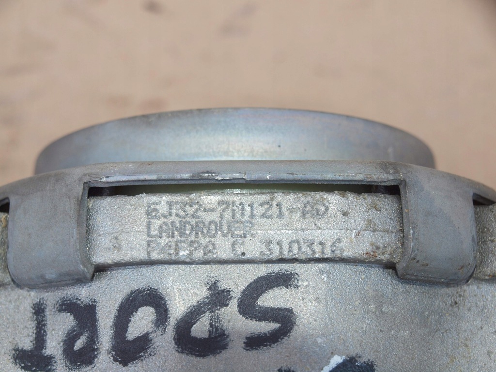 фото №3, Evoque discovery sport 2016r подушка двигуна кронштейн