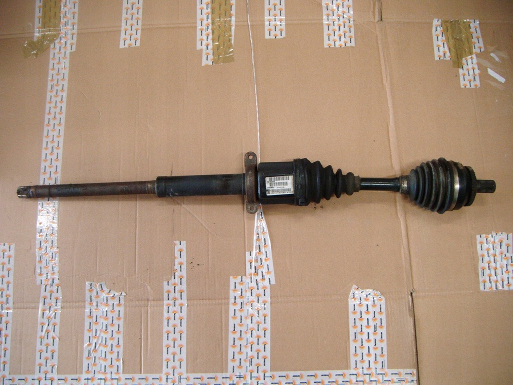 фото №1, Volvo v70 ii 2.4t awd 00- привідний вал правий перед автоматична коробка передач