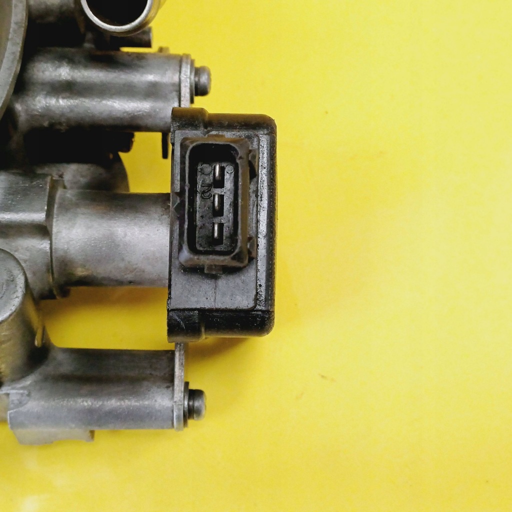 фото №3, Дроссельная заслонка mazda xedos 6 293024 nr552