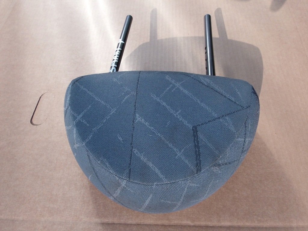 фото №3, Підголівник перед smart forfour