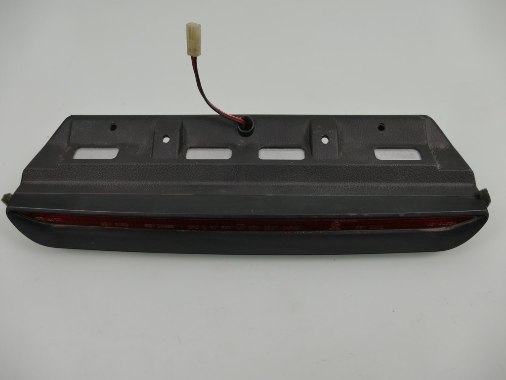 фото №1, Subaru outback h6 trzeci стоп лампа стоп-сигнал 99-04