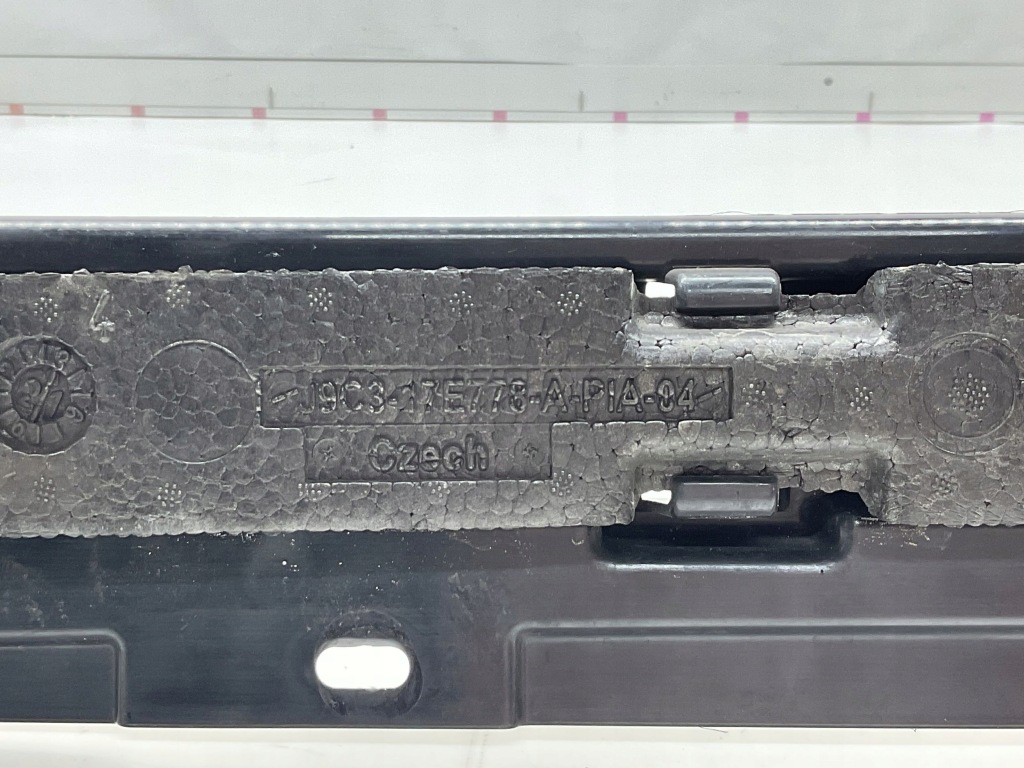 Jaguar e-pace абсорбер балка перед l9c3-17e778-a в Украине