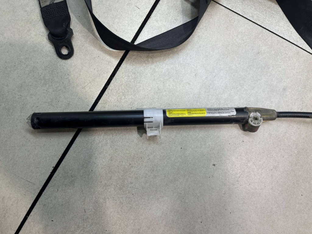 Ремень безопасности правая  перед galaxy 1.9 tdi fl 7m3857706 Цена