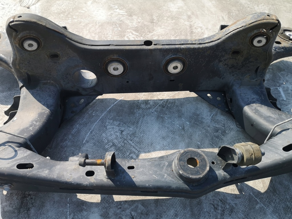 фото №8, Подрамник подрамник балка задняя charger challenger 3.5 2008-