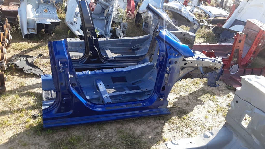 фото №2, Передній правий поріг чверть renault megane iv 4