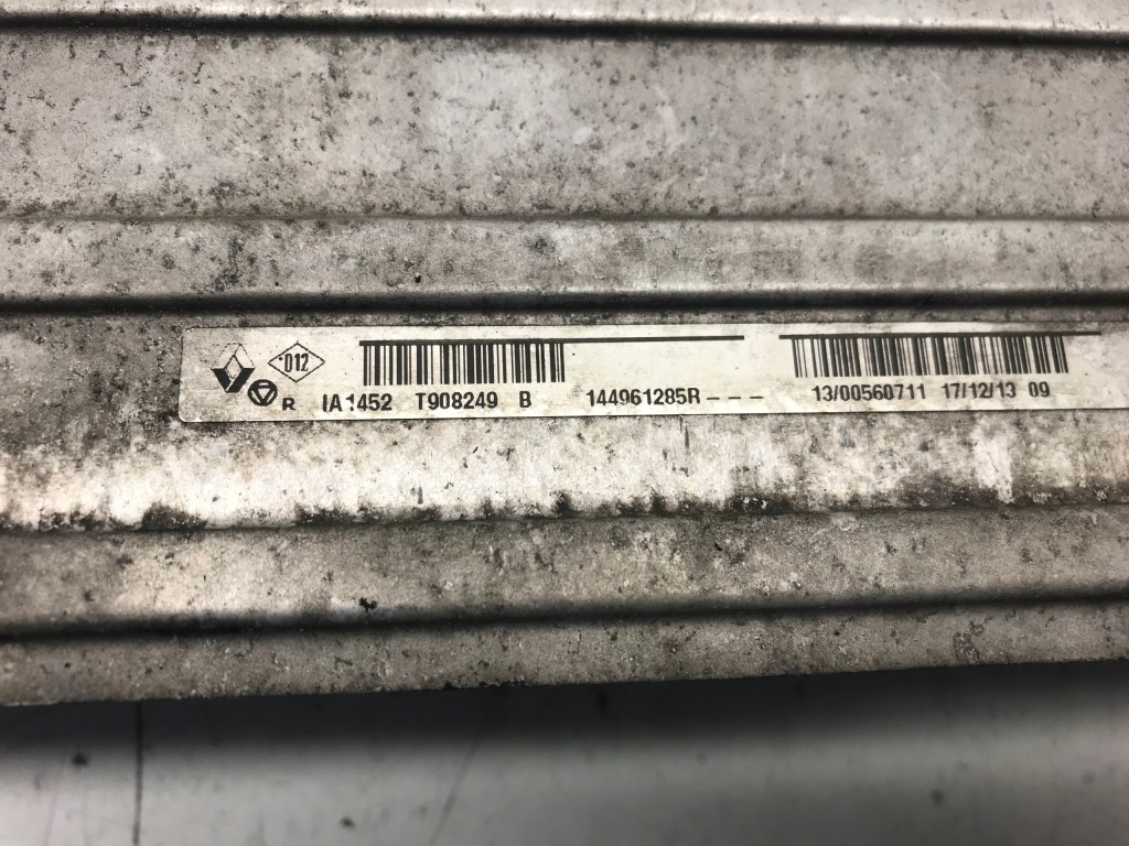 Интеркулер радиатор renault megane 3 scenic 3 1.2 tce 1.4 tce 1.5 dci в Украине