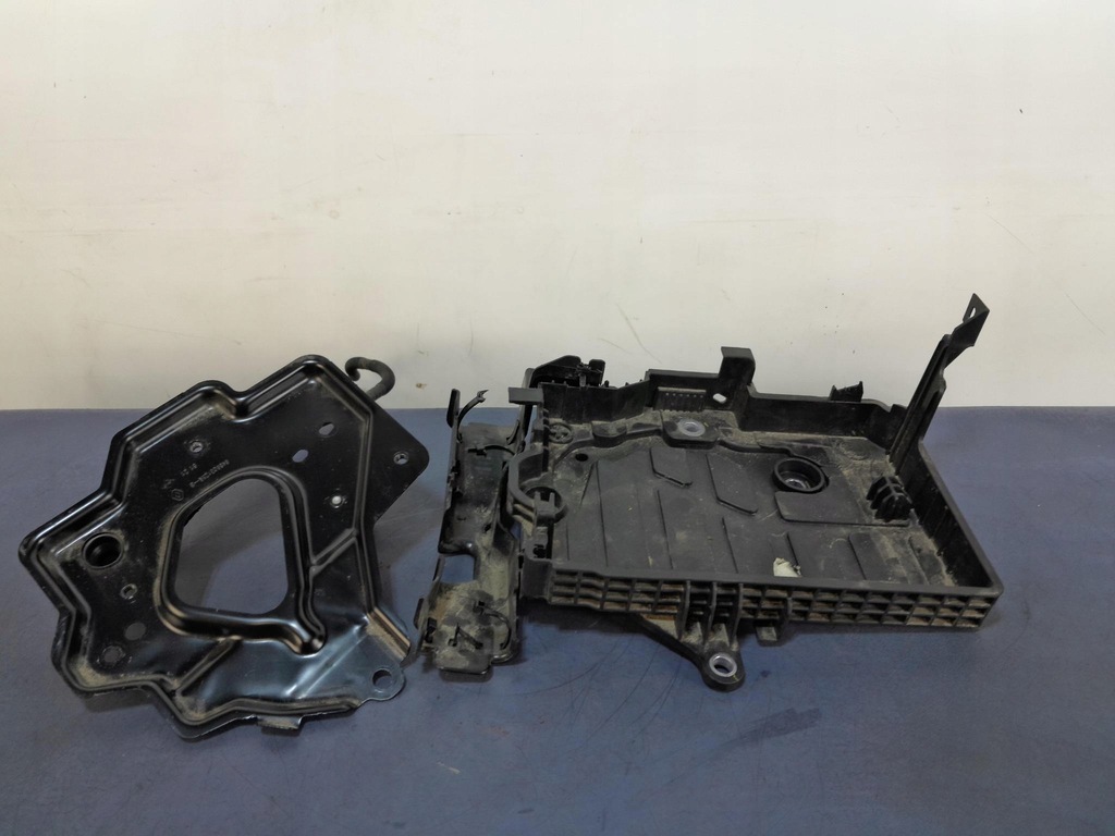 фото №1, Dacia jogger основа акумулятор 648948037r