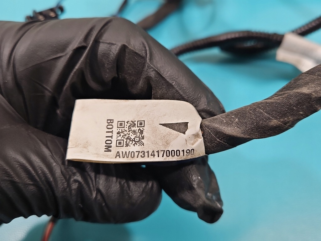 фото №7, Електропроводка джгут двері задня правих tesla model s 1004426-00-m