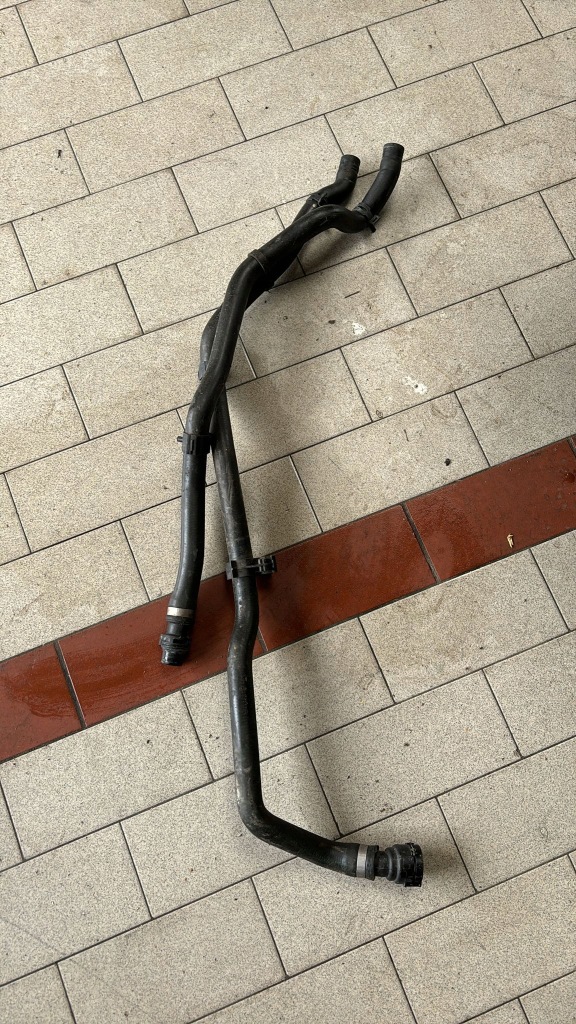 фото №1, Шланг пабтрубок  труба воды bmw 1 f20 922358706