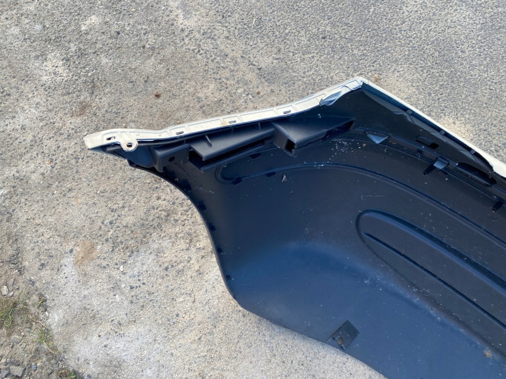 Купить Mercedes 639 vito бампер накладка перед 6398804270 оригинал